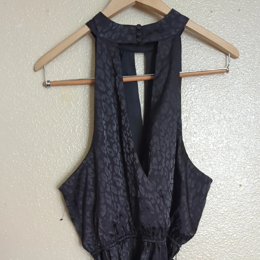 BCBG Halter Black Textured Animal Print Dress NWOT - Picture 7 of 10
